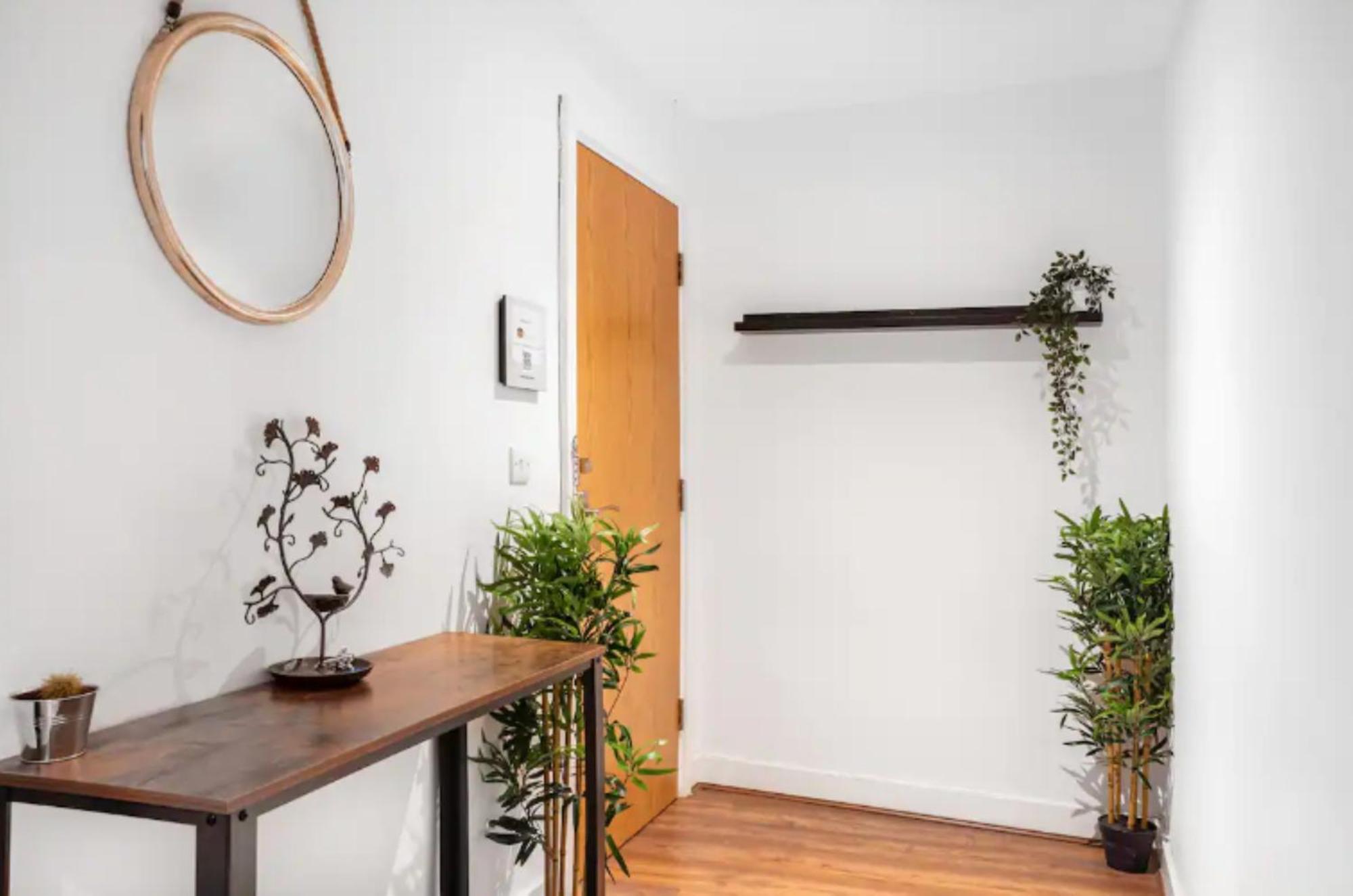 Oriental Suite 2 Bed 2 Bath Netflix And Free Parking, Games- Maihom Birmingham Exterior foto